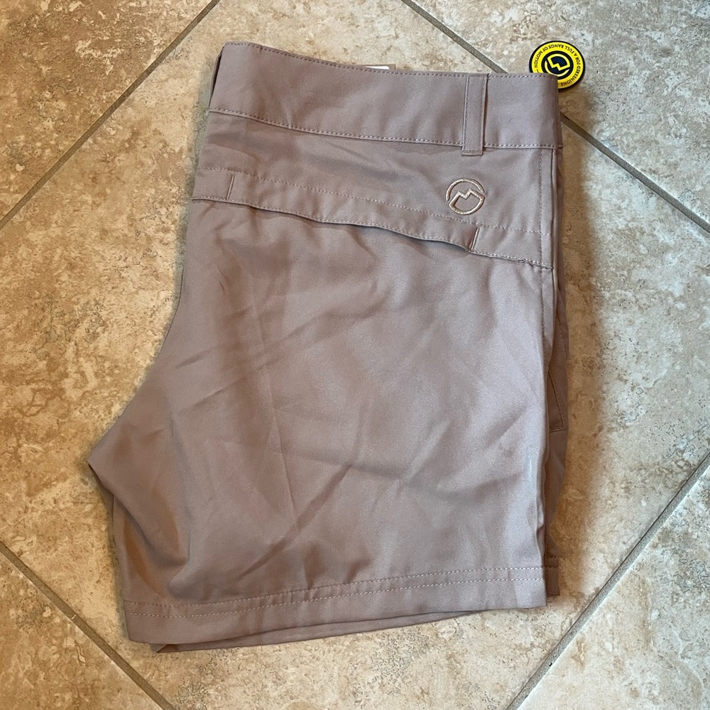 Magellan women’s fishing gear shorts